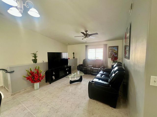 10903 W Okeechobee Road 201, Hialeah, FL 33018