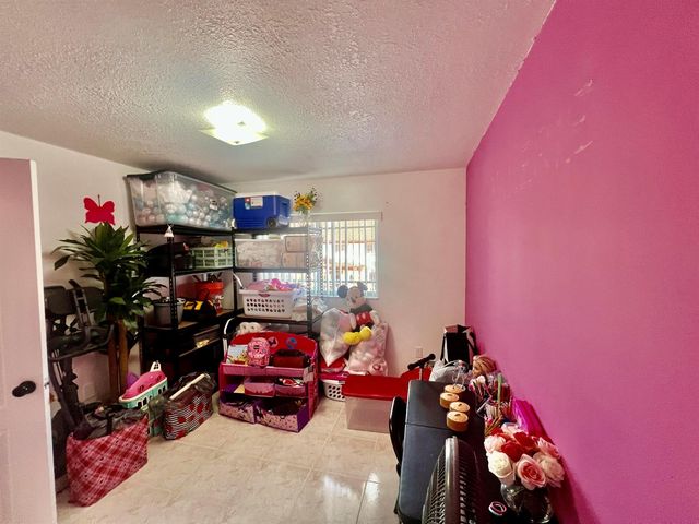 10903 W Okeechobee Road 201, Hialeah, FL 33018