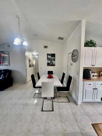 10903 W Okeechobee Road 201, Hialeah, FL 33018