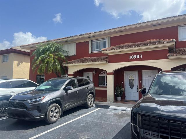 10903 W Okeechobee Road 201, Hialeah, FL 33018