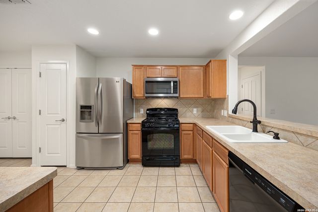 4802 Sandhill Crane, San Antonio, TX 78253