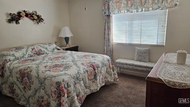 7908 Kroll Way, Bakersfield, CA 93309