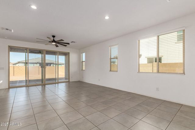 2004 E ESCONDIDO Place, Casa Grande, AZ 85122