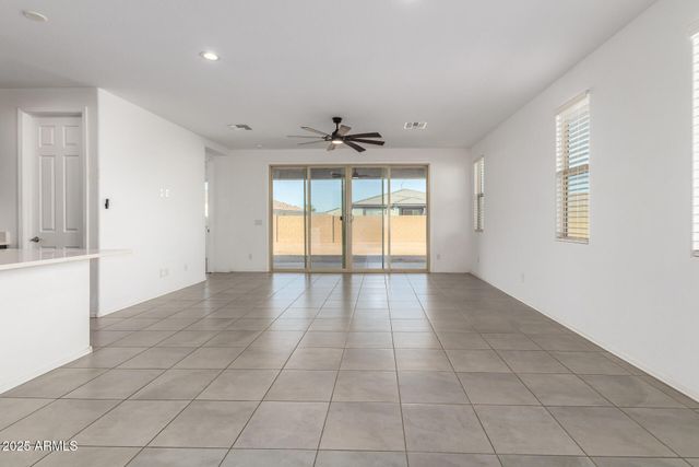 2004 E ESCONDIDO Place, Casa Grande, AZ 85122