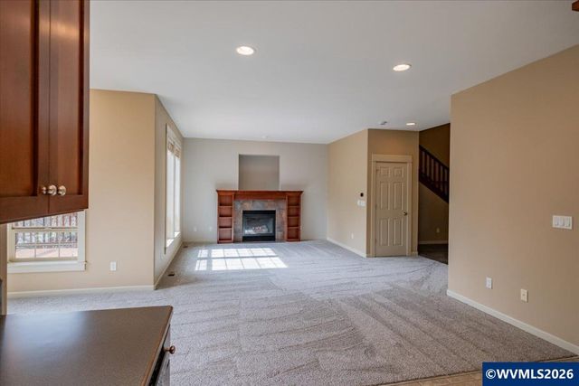 650 Burley Hill Lp NW, Salem, OR 97304