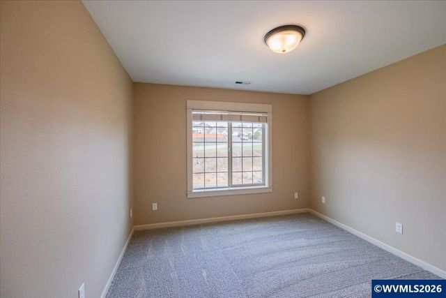 650 Burley Hill Lp NW, Salem, OR 97304