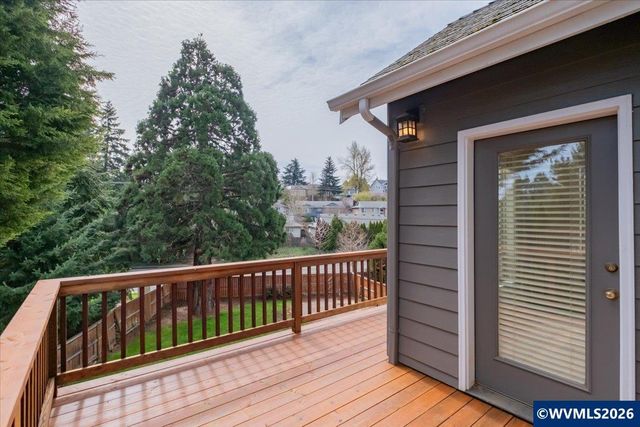 650 Burley Hill Lp NW, Salem, OR 97304