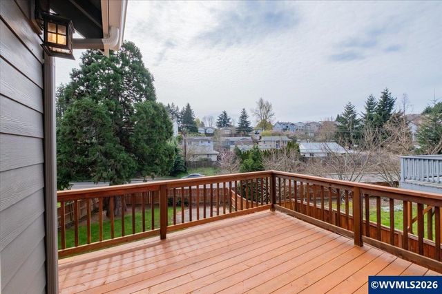 650 Burley Hill Lp NW, Salem, OR 97304