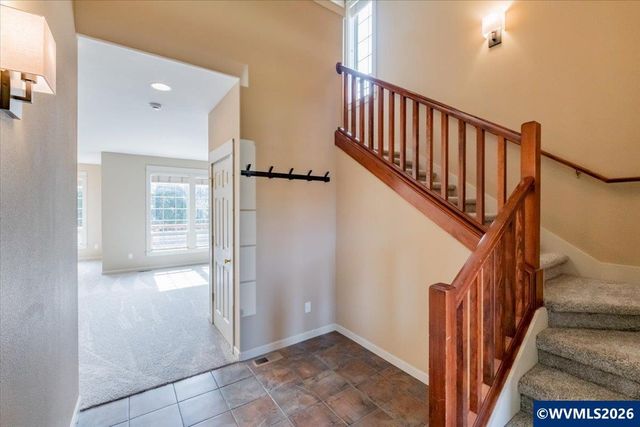 650 Burley Hill Lp NW, Salem, OR 97304