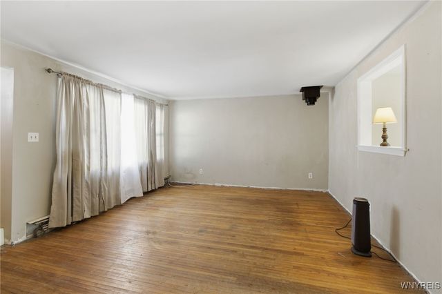 6502 Colonial Drive, Lockport Town, NY 14094