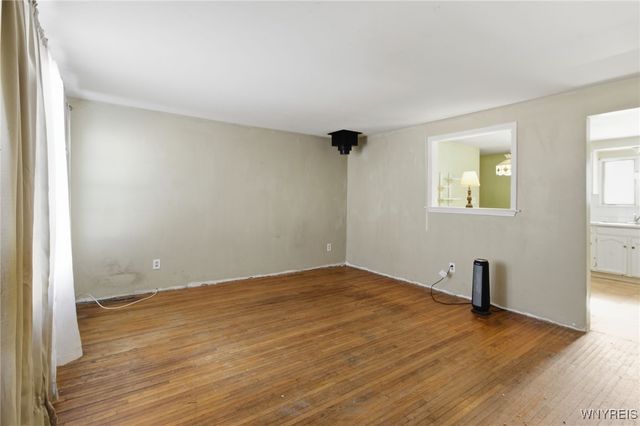 6502 Colonial Drive, Lockport Town, NY 14094