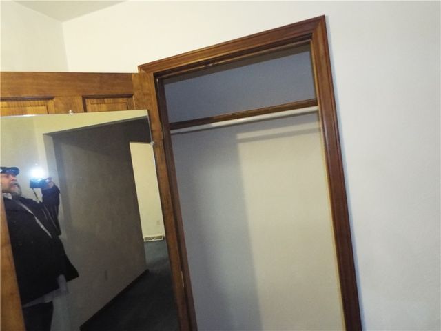 1 Jeanne Lee Ln, W Brownsville, PA 15417