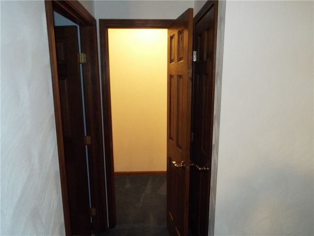 1 Jeanne Lee Ln, W Brownsville, PA 15417