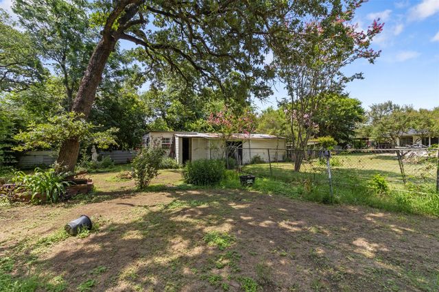 4200 Woody Lane, Bryan, TX 77803