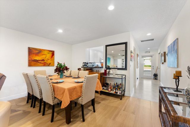 1940 NW 13th Street 12-A, Delray Beach, FL 33445