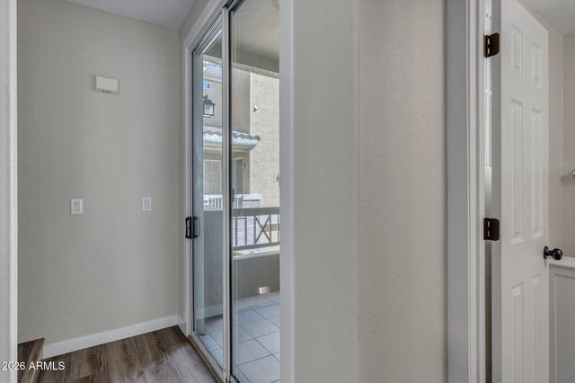 18250 N CAVE CREEK Road 180, Phoenix, AZ 85032