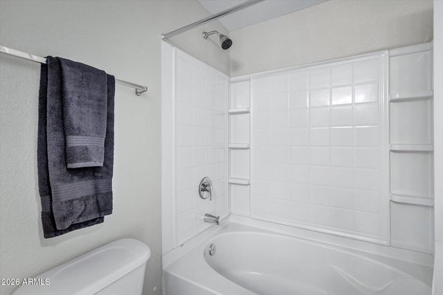 18250 N CAVE CREEK Road 180, Phoenix, AZ 85032
