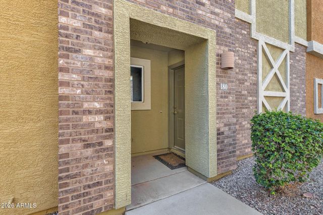 18250 N CAVE CREEK Road 180, Phoenix, AZ 85032