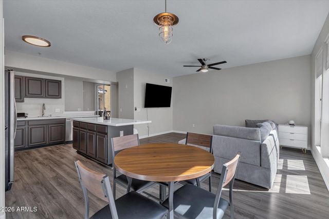 18250 N CAVE CREEK Road 180, Phoenix, AZ 85032