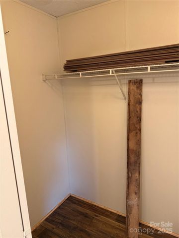 55 Twin Oaks Lane, Spruce Pine, NC 28777