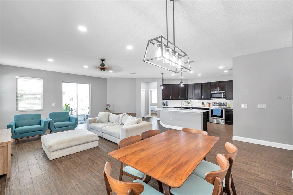 Image 13 of property listing at 7523 TANGLE BROOK BOULEVARD, Gibsonton, FL 33534