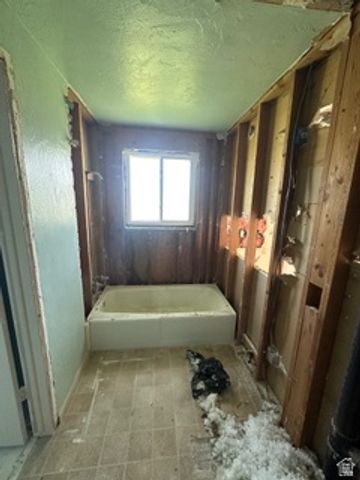 470 S WHITESIDES ST, Layton, UT 84041