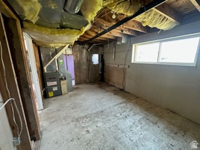 470 S WHITESIDES ST, Layton, UT 84041
