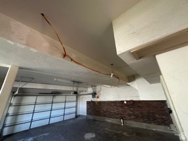 470 S WHITESIDES ST, Layton, UT 84041