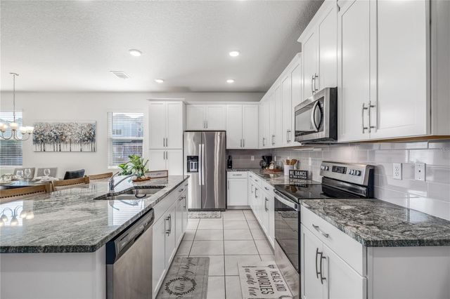 1700 TROPICAL PALMS CIRCLE, Kissimmee, FL 34747