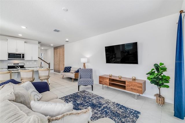 1700 TROPICAL PALMS CIRCLE, Kissimmee, FL 34747