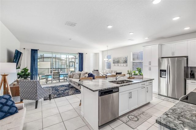 1700 TROPICAL PALMS CIRCLE, Kissimmee, FL 34747