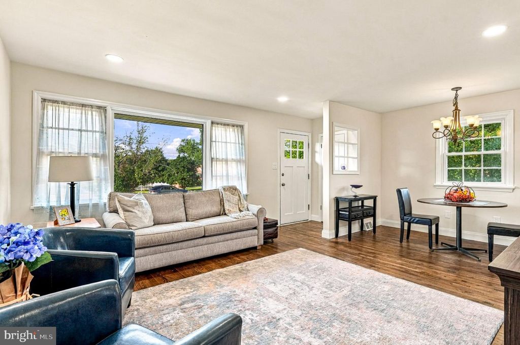312 E OLIVE ST, WESTVILLE, NJ 08093 — photo 2