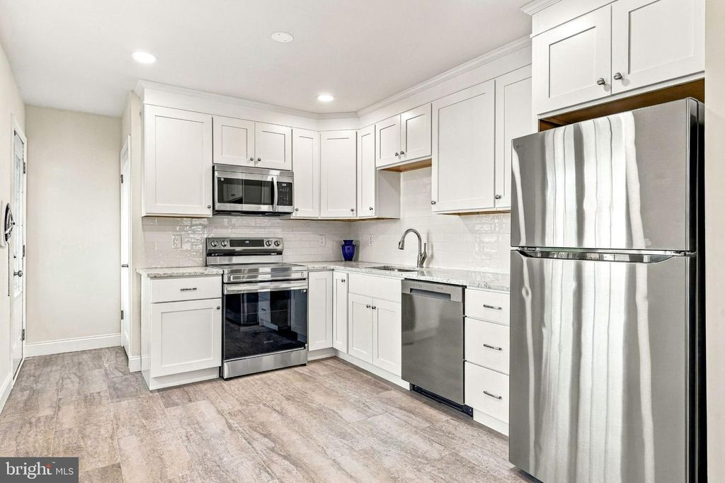 312 E OLIVE ST, WESTVILLE, NJ 08093 — photo 3