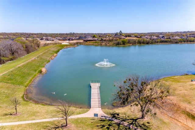1023 Saint Andrews Drive, Burleson, TX 76028