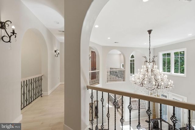 1231 INGLESIDE AVE, Mclean, VA 22101