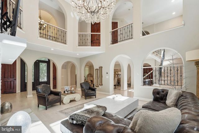 1231 INGLESIDE AVE, Mclean, VA 22101