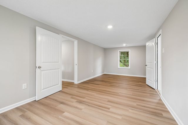 631 Bethany Rd, Red Boiling Springs, TN 37150