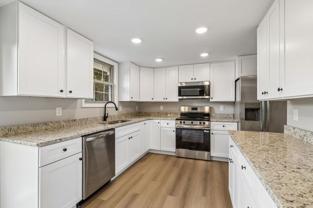 631 Bethany Rd, Red Boiling Springs, TN 37150