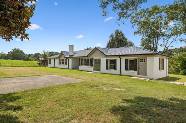631 Bethany Rd, Red Boiling Springs, TN 37150
