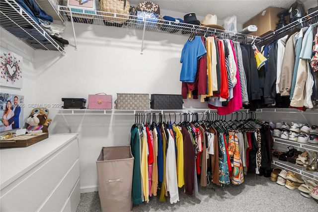 8165 Pelican Harbour Dr, Lake Worth, FL 33467