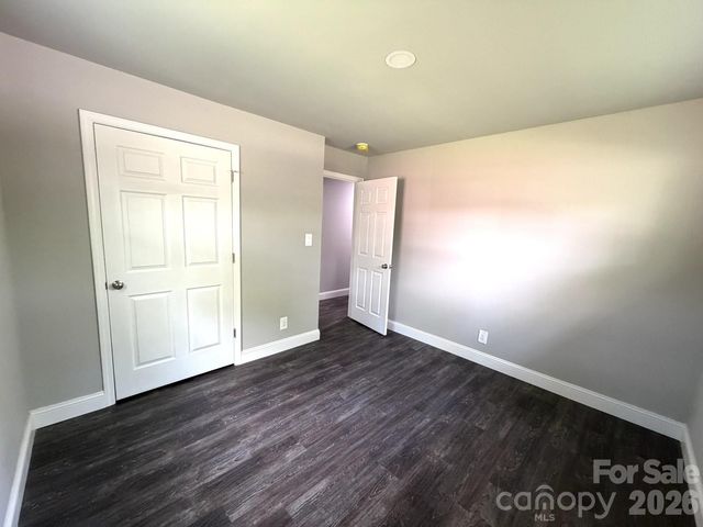 1200 Weststone Drive, Charlotte, NC 28208