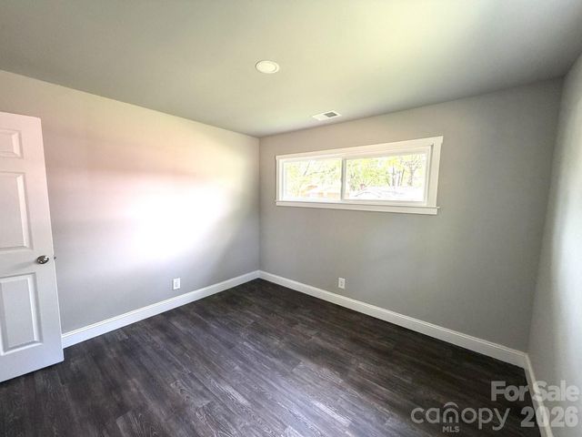 1200 Weststone Drive, Charlotte, NC 28208