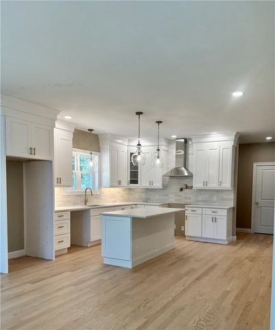 5 Harmony Lane, Exeter, RI 02822