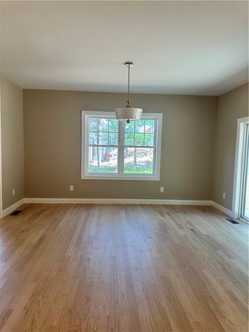 5 Harmony Lane, Exeter, RI 02822