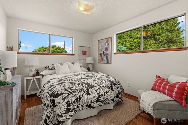 6901 N 18th Street, Tacoma, WA 98406