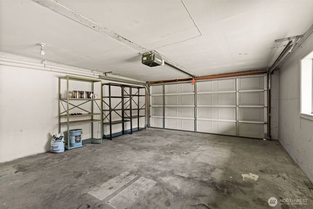 6901 N 18th Street, Tacoma, WA 98406