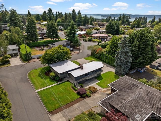 6901 N 18th Street, Tacoma, WA 98406