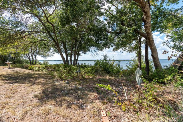 279 Canyon Drive, Whitney, TX 76692