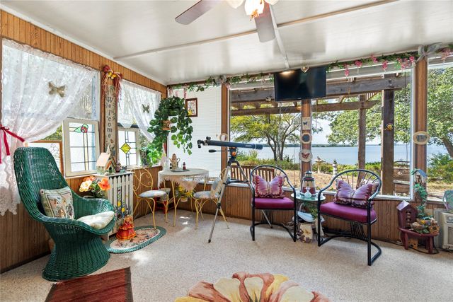 279 Canyon Drive, Whitney, TX 76692