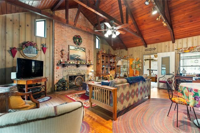 279 Canyon Drive, Whitney, TX 76692